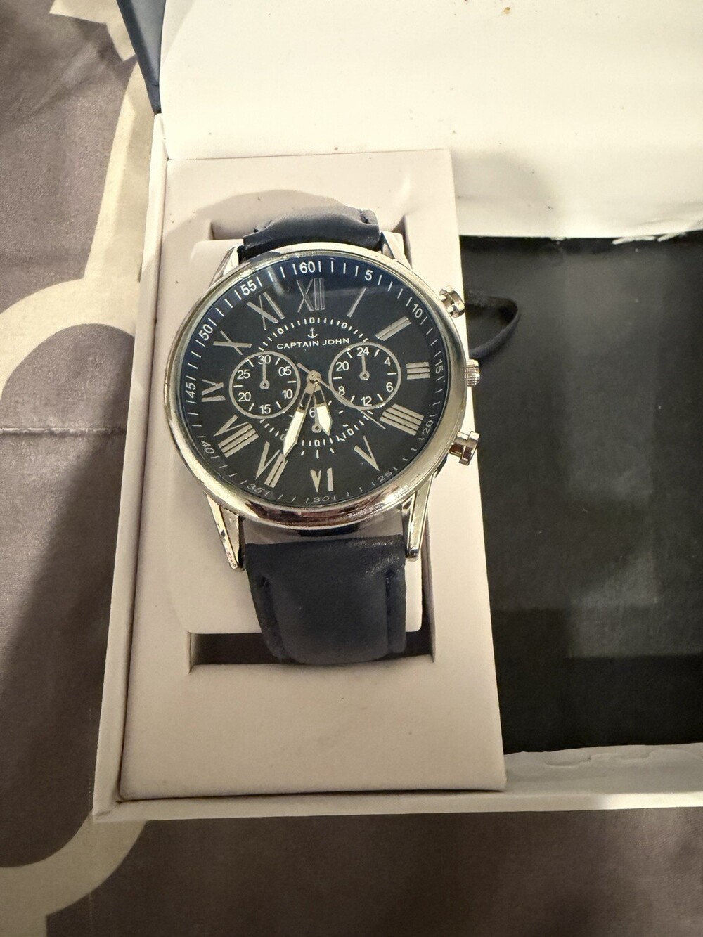 Captain John Men's Quartz Chronograph 24-Hour Blue Dial Blue Leather Watch Box